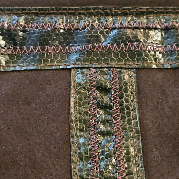 Vintage Brown Suede Shoulder Bag With Metallic Snake Skin Accent Strap & Detaili - Picture 6 of 12